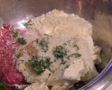 A picture of step 2 of Tofu and Pork Burgers with Cheese.
