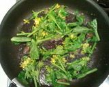 A picture of step 3 of Anchovy and Rapeseed Greens Pasta.