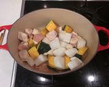 A picture of step 2 of Chicken and Pumpkin Amakarani.