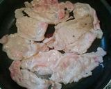 A picture of step 3 of Sauteed Pork with Balsamic Vineger Onion Sauce.