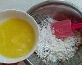 A picture of step 2 of White Chocolate and Fruit Granola Biscuits.