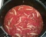 A picture of step 2 of Hamburgers with Tomato Sauce.