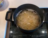 A picture of step 1 of Shirasu and Camembert Cheese Japanese-style Pasta.