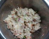 A picture of step 4 of Tofu Burgers with Colourful Vegetables.