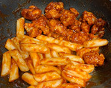 今晚歐爸來用餐：韓式拌飯/韓國炸雞(年糕)/泡菜牛奶鍋的食譜步驟2照片