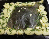 Foto del paso 3 de la receta: Rodaballo al horno con patatas