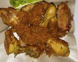 Foto langkah ke 4 dari resep Ayam goreng serundeng.