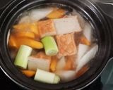 Hình bước làm 2 của món Canh chả cá Nhật Bản