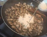 Gombaszószos melegszendvics recept fázis 3 fotója