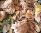 Foto del paso 2 de la receta: Pollo en crema con champiñones!¡