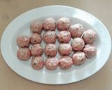 รูปขั้นตอนการทำที่ 2 ของ มีทบอล/พอร์คบอลในถ้วยผักกาดโรเมน STICKY MEATBALL (PORKBALLS) ROMAINE LETTUCE WRAPS