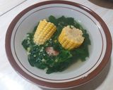 Foto langkah ke 6 dari resep Sayur Bening Bayam Jagung.