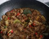 Foto langkah ke 4 dari resep Daging Kambing Gongso.