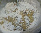 A picture of step 4 of Eggless Whole Wheat Banana Cake (without oven).