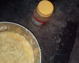 A picture of step 1 of Moong dal halwa.