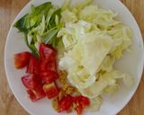 Foto langkah ke 2 dari resep Tongseng sapi pedas manis.