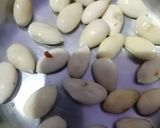 A picture of step 2 of Kesher badam milk.