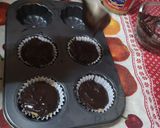 A picture of step 3 of Peanut choco cups.