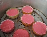 Foto langkah ke 4 dari resep Bolu Kukus Merah Putih 🇮🇩.