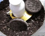 A picture of step 2 of Cookies and Cream Tart.
