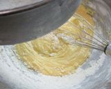 A picture of step 8 of Sakura Chiffon Cake.