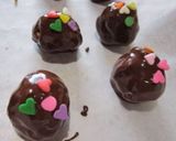 A picture of step 5 of Chocolate Peanut Butter Balls.