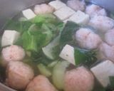 A picture of step 5 of Shrimp Ball Soup.