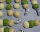 A picture of step 7 of HANAMI DANGO Cookies.