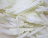 A picture of step 1 of Daikon Radish Salad.
