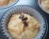 A picture of step 5 of Peanut Butter and Chocolate Muffins.