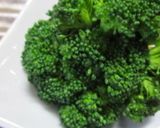 A picture of step 2 of Broccoli Christmas Tree and Wreath.