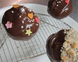 A picture of step 7 of Cookies and Cream Cake Pops.