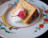 A picture of step 14 of Sakura Chiffon Cake.