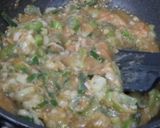 A picture of step 4 of Negi (Leek) Miso.
