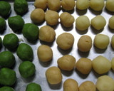 A picture of step 4 of HANAMI DANGO Cookies.