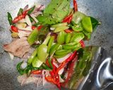 Foto langkah ke 4 dari resep 42. Oseng kikil bumbu kecap ala Warteg.