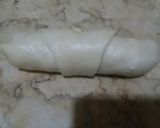صورة لخطوة 2 من وصفة معجنات بحشوه السوسيس