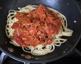 A picture of step 5 of Spaghetti Bolognese 🍝.