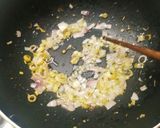 Hình bước làm 4 của món Thịt kho sả ruốc 15 phút