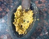 A picture of step 2 of Maharashtrian Paneer Thecha.