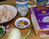 A picture of step 1 of Sweet and spicy prawn curry.