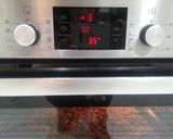 A picture of step 6 of Home-made granola (toasted muesli).