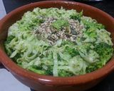 A picture of step 5 of Pasta with home-made pesto and broccoli.