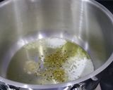 A picture of step 1 of Mushrooms a la grecque.