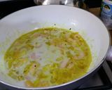 A picture of step 6 of Sweet and spicy prawn curry.