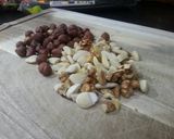 A picture of step 1 of Home-made granola (toasted muesli).