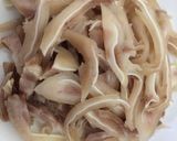 Hình bước làm 3 của món Nộm hoa chuối