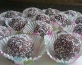 صورة لخطوة 6 من وصفة كرات البسكويت بالشوكولاته