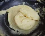 A picture of step 4 of Cashew, Almond rolls.