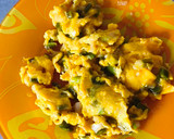Foto del paso 5 de la receta: Tortilla de ajetes tiernos
